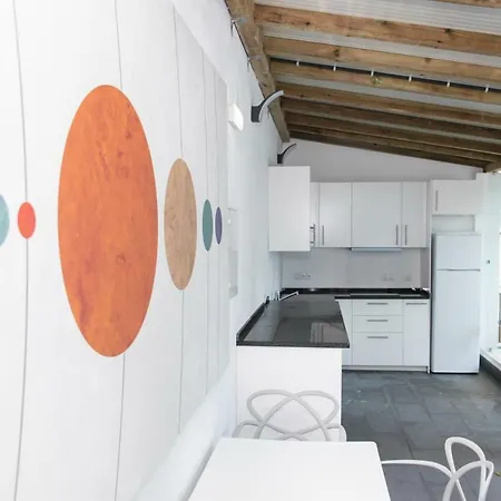 Gasthuis Planet House By Trius 2*